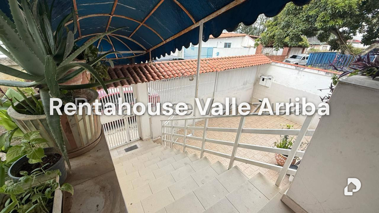 Casa en Alto Prado, Caracas – 2