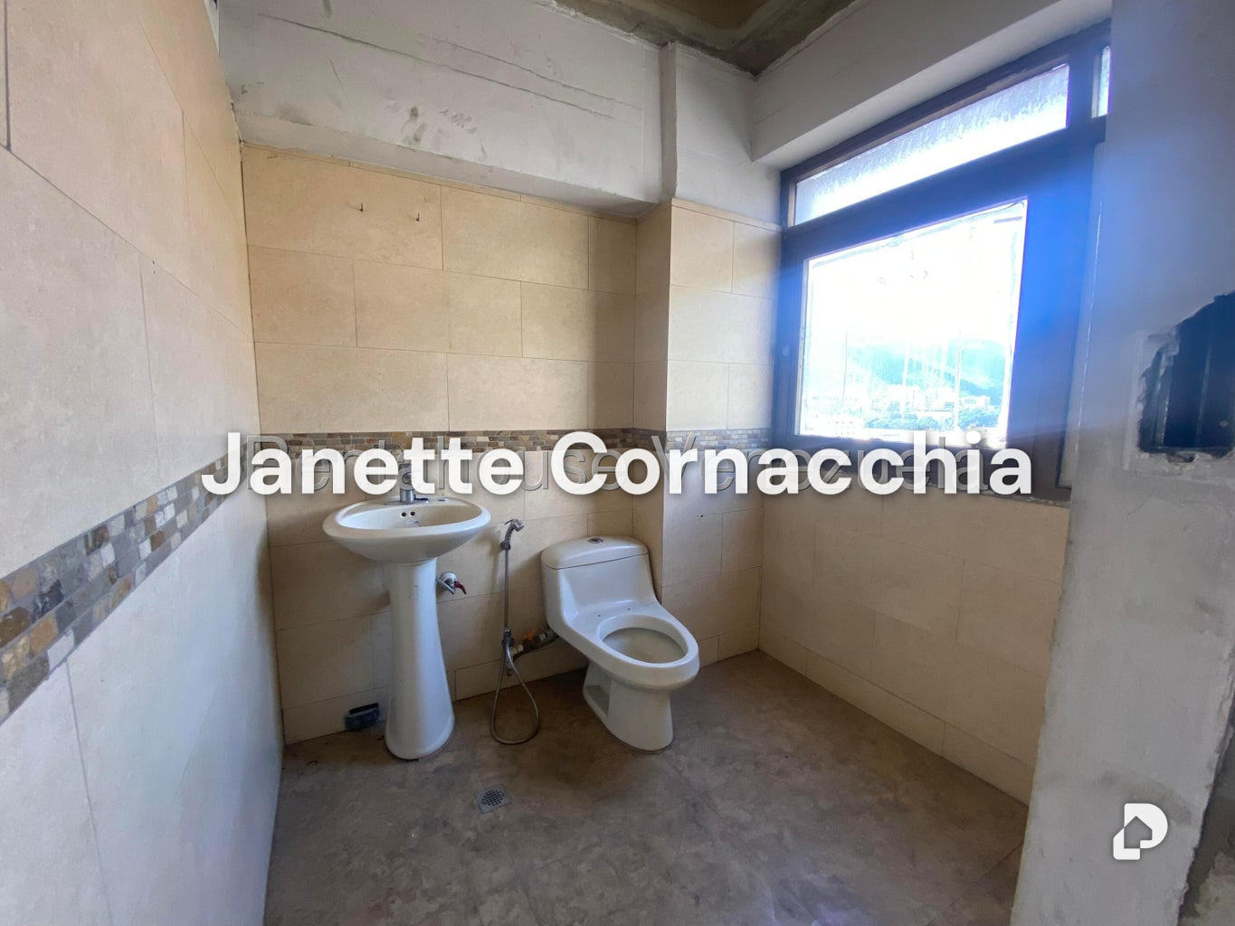 Local comercial en La Yaguara, Caracas – 18