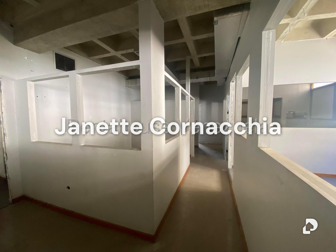 Local comercial en La Yaguara, Caracas – 16