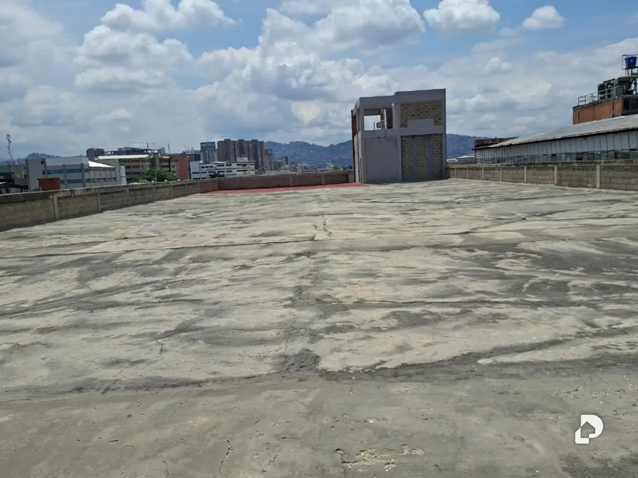 Edificio en Los Ruices, Caracas – 24