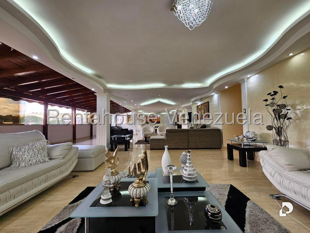 Apartamento en Santa Fe Norte, Caracas – 19