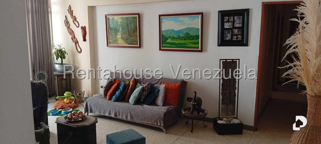 Apartamento en El Bosque, Caracas – 2