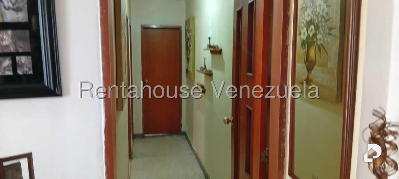 Apartamento en El Bosque, Caracas – 9