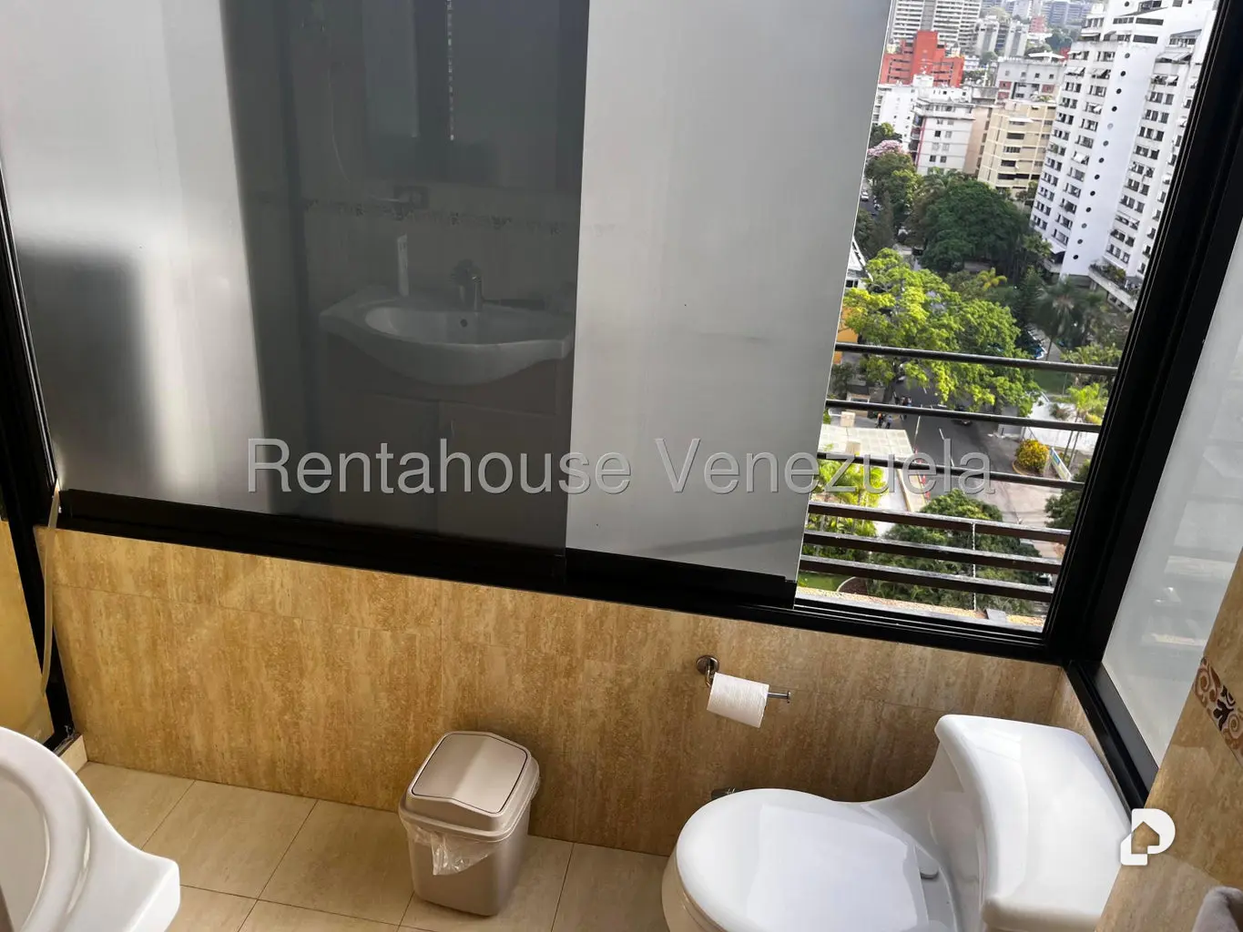 Apartamento en Santa Eduvigis, Caracas – 32