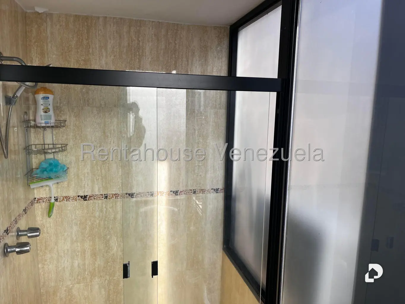Apartamento en Santa Eduvigis, Caracas – 28