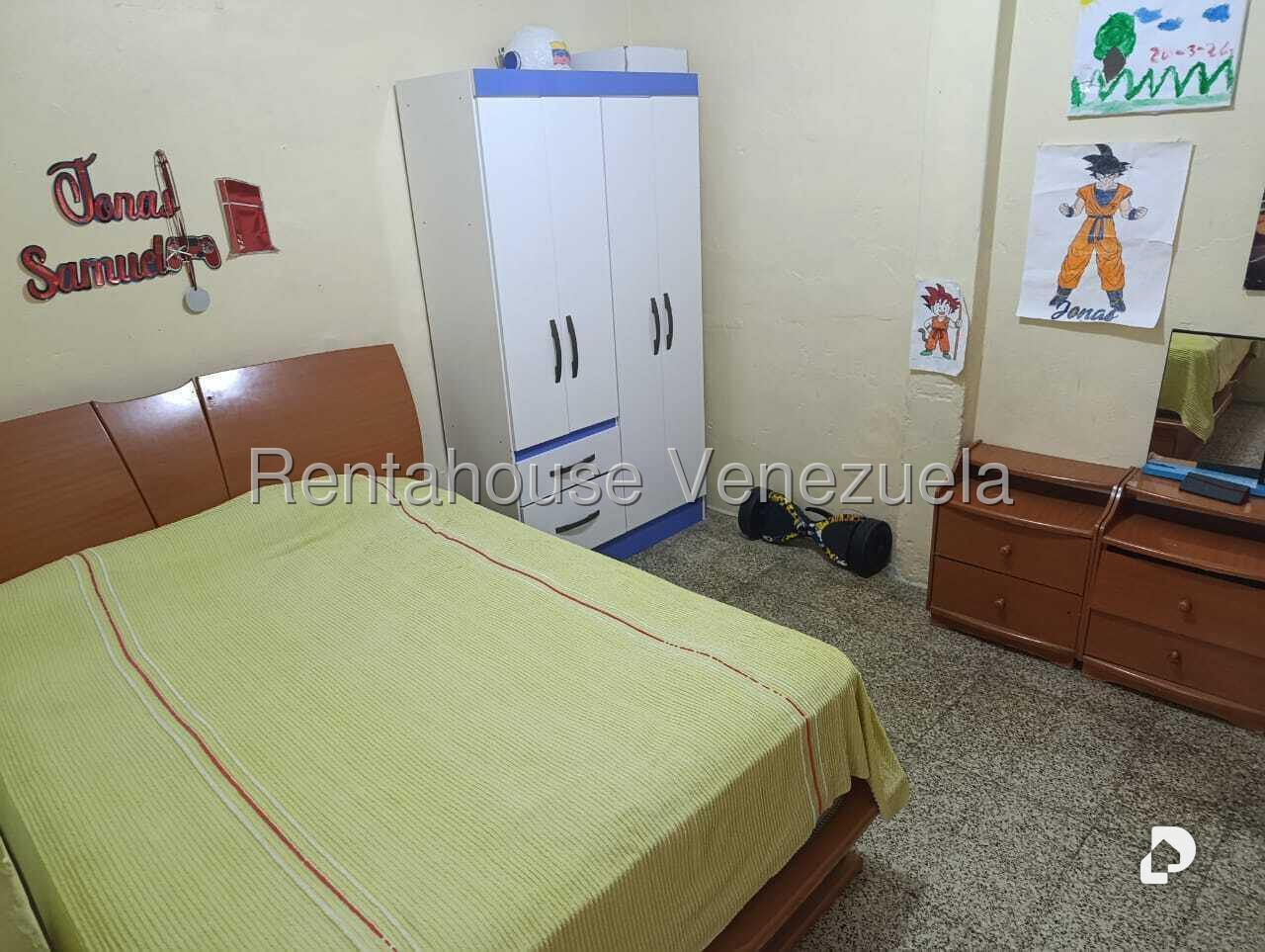 Casa en Catia, Caracas – 11