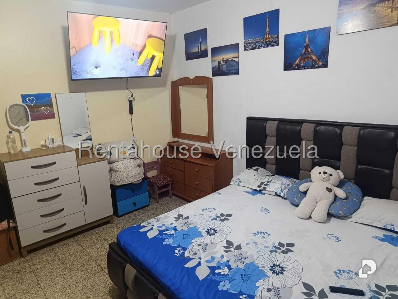 Casa en Catia, Caracas – 9