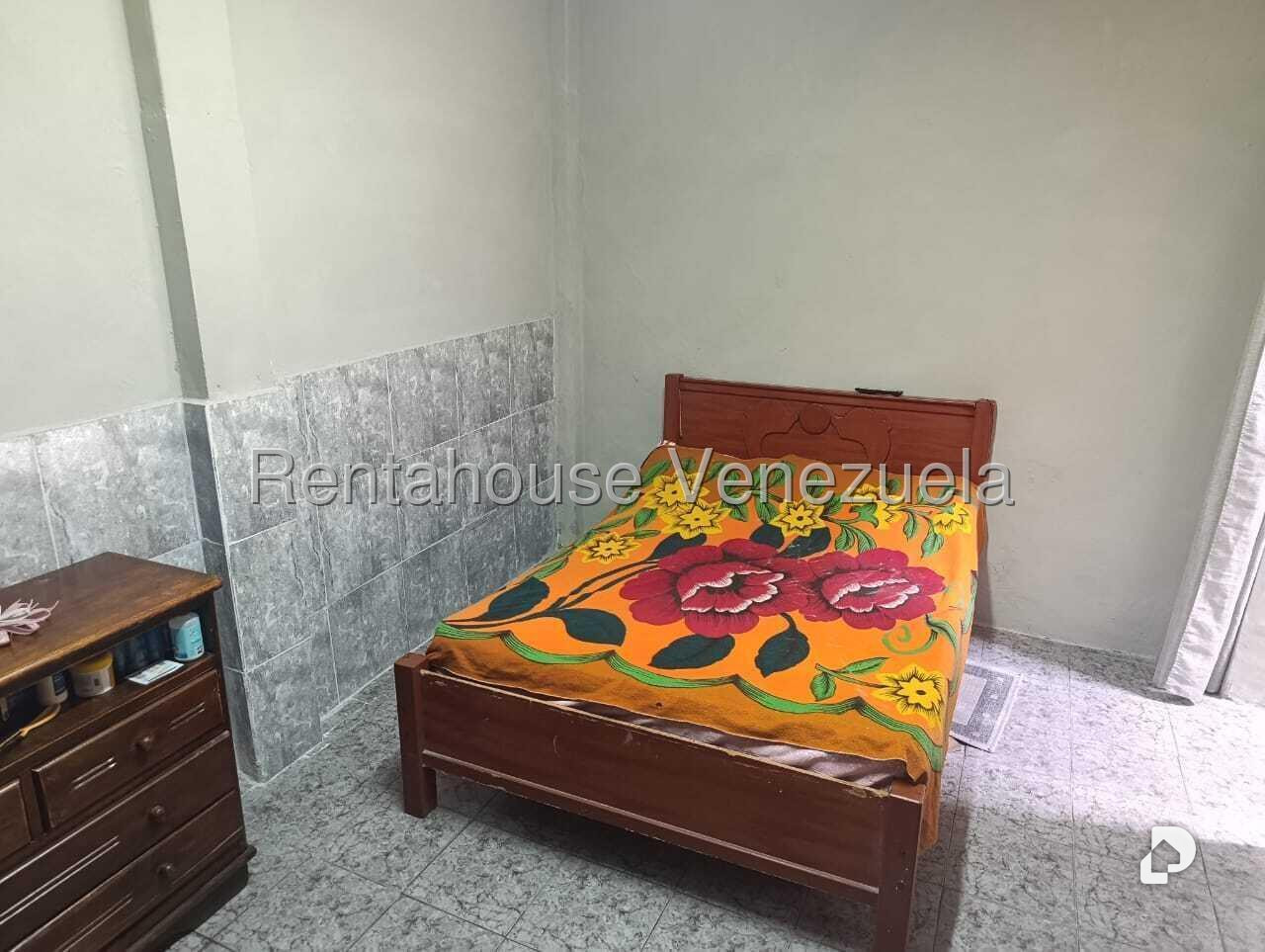 Casa en Catia, Caracas – 22