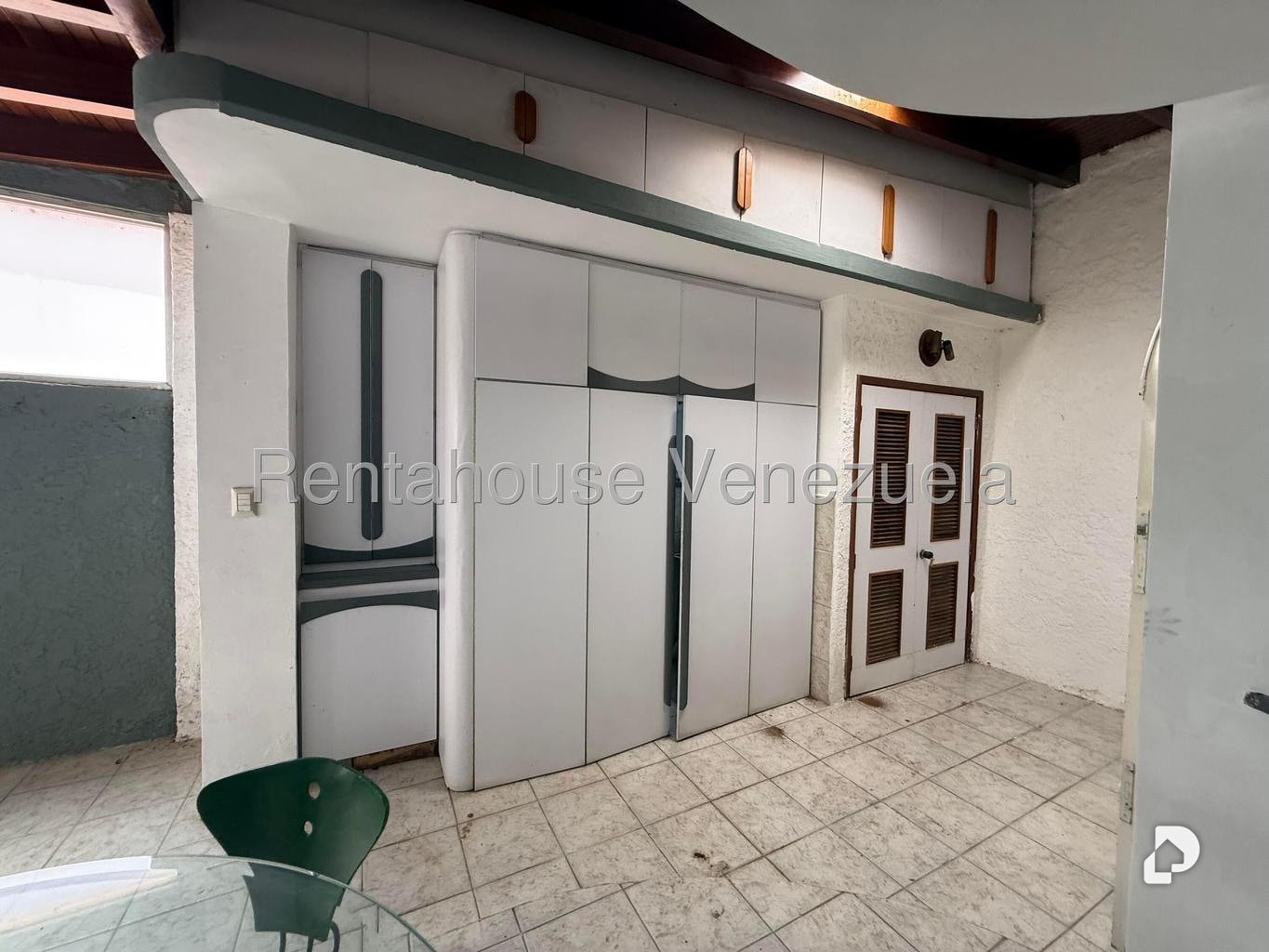 Casa en Alto Prado, Caracas – 12