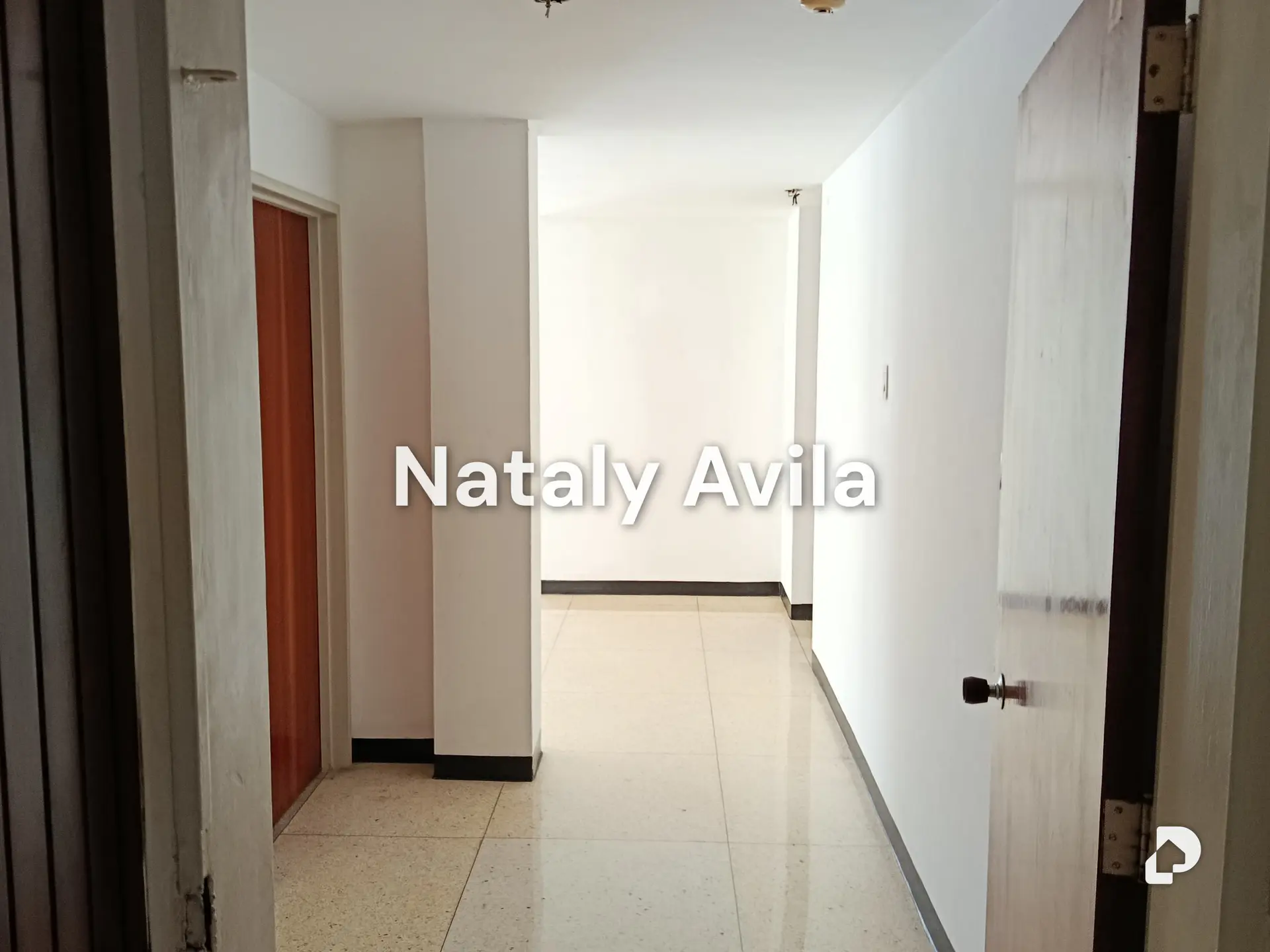 Oficina en La Florida, Caracas – 25