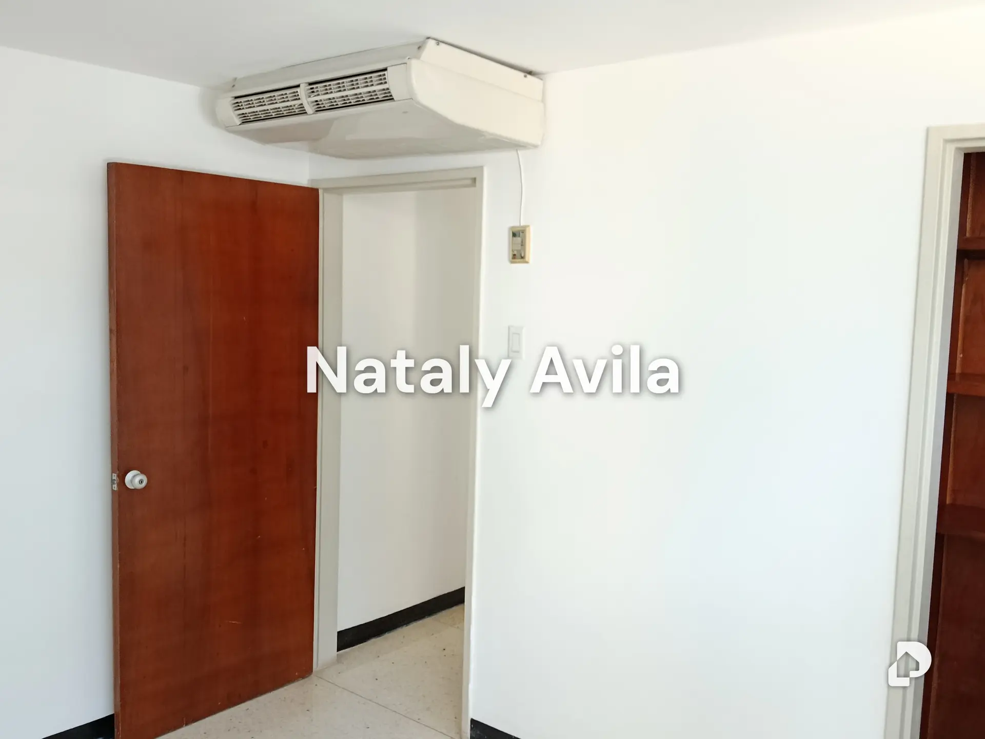 Oficina en La Florida, Caracas – 24