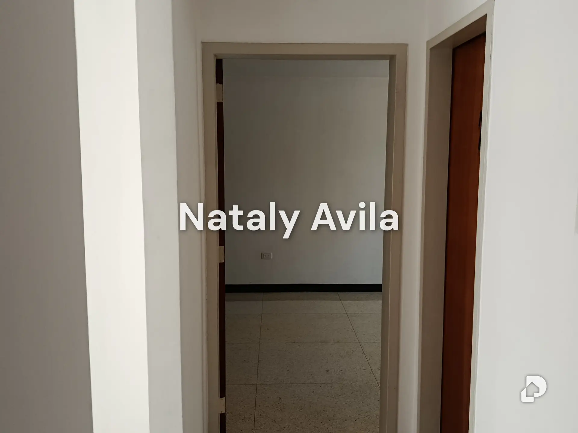 Oficina en La Florida, Caracas – 13