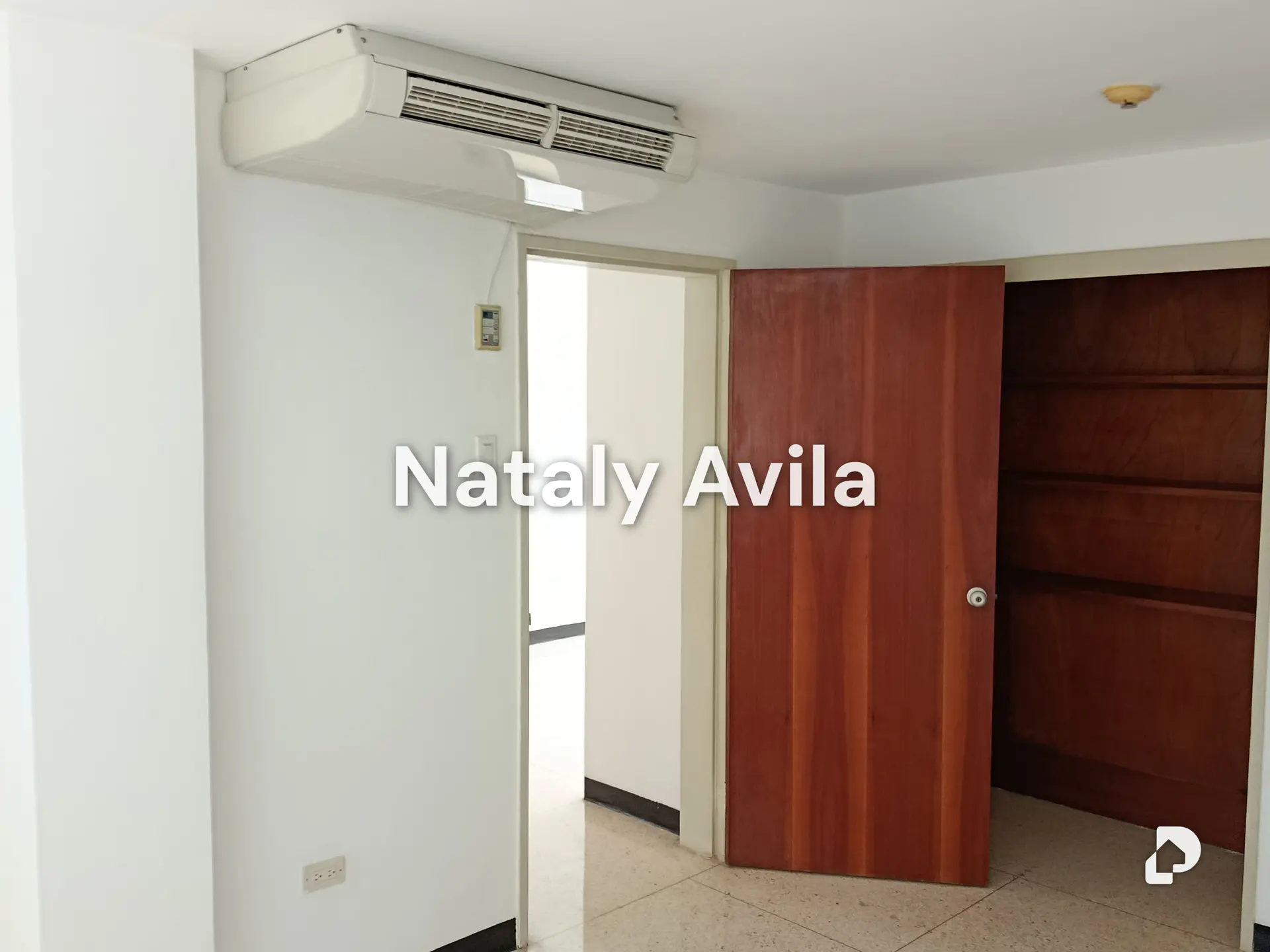 Oficina en La Florida, Caracas – 19