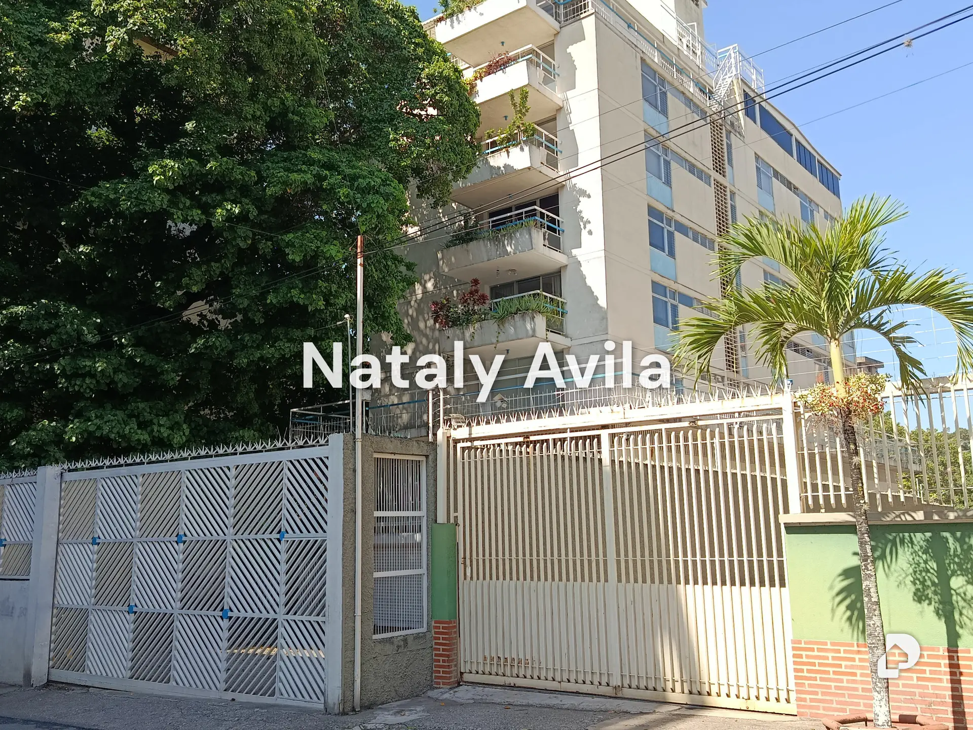 Oficina en La Florida, Caracas – 1