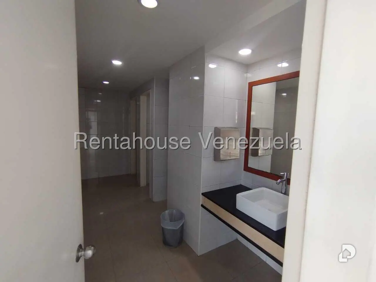 Apartamento en Santa Eduvigis, Caracas – 24