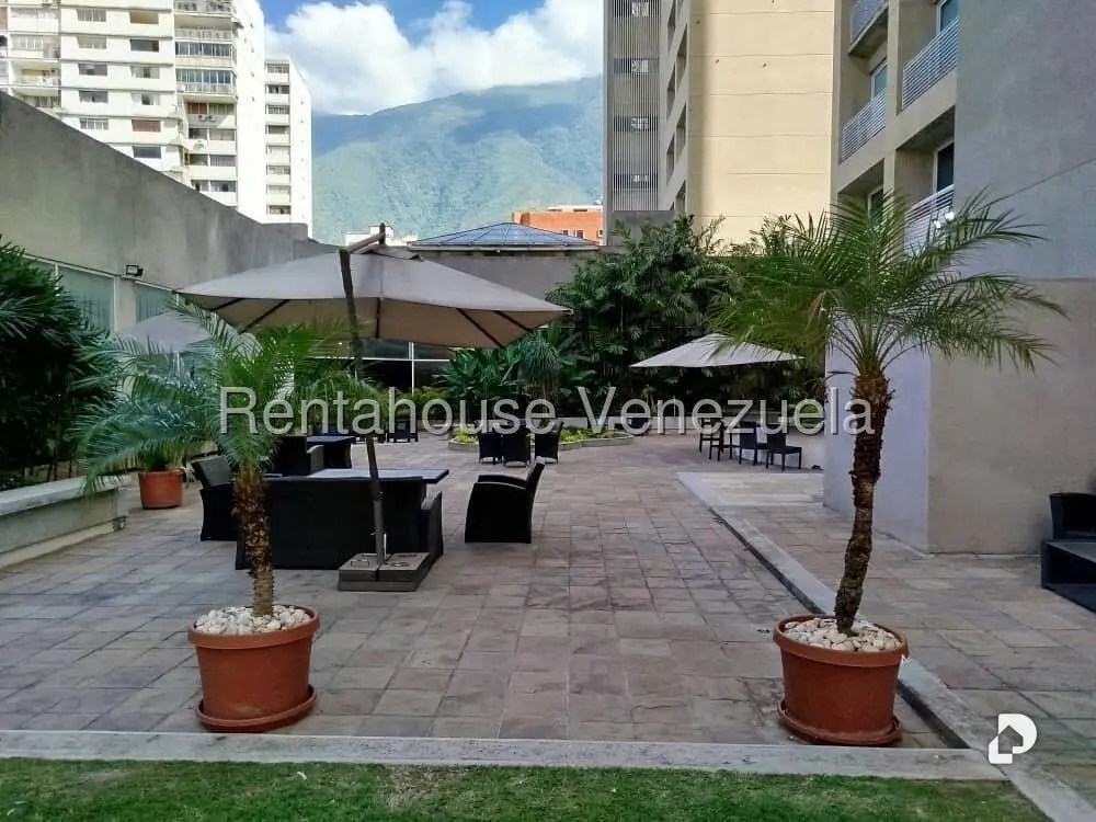 Apartamento en Santa Eduvigis, Caracas – 25