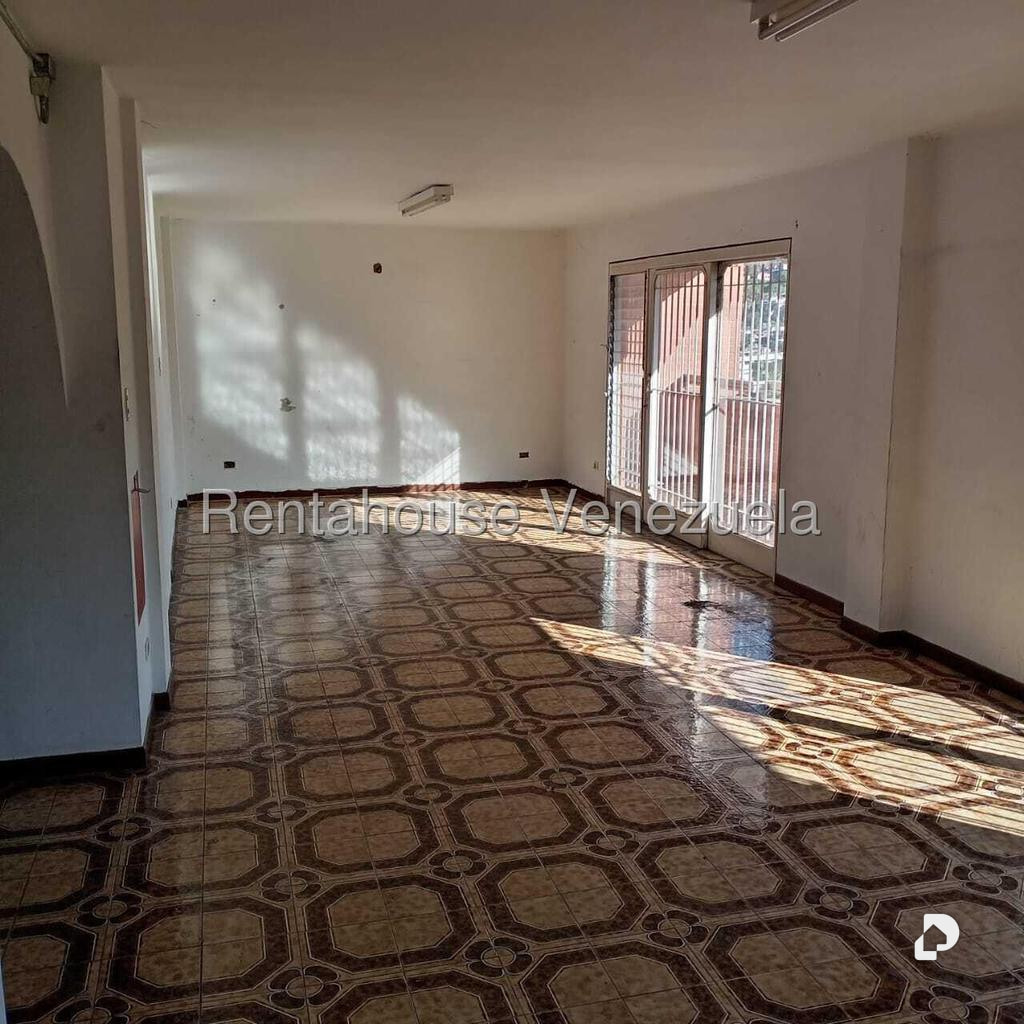 Casa en La Trinidad, Caracas – 8