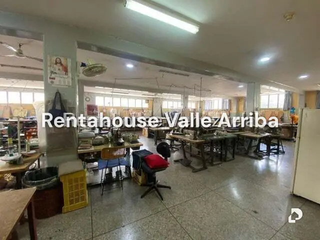 Edificio en Santa Mónica, Caracas – 25