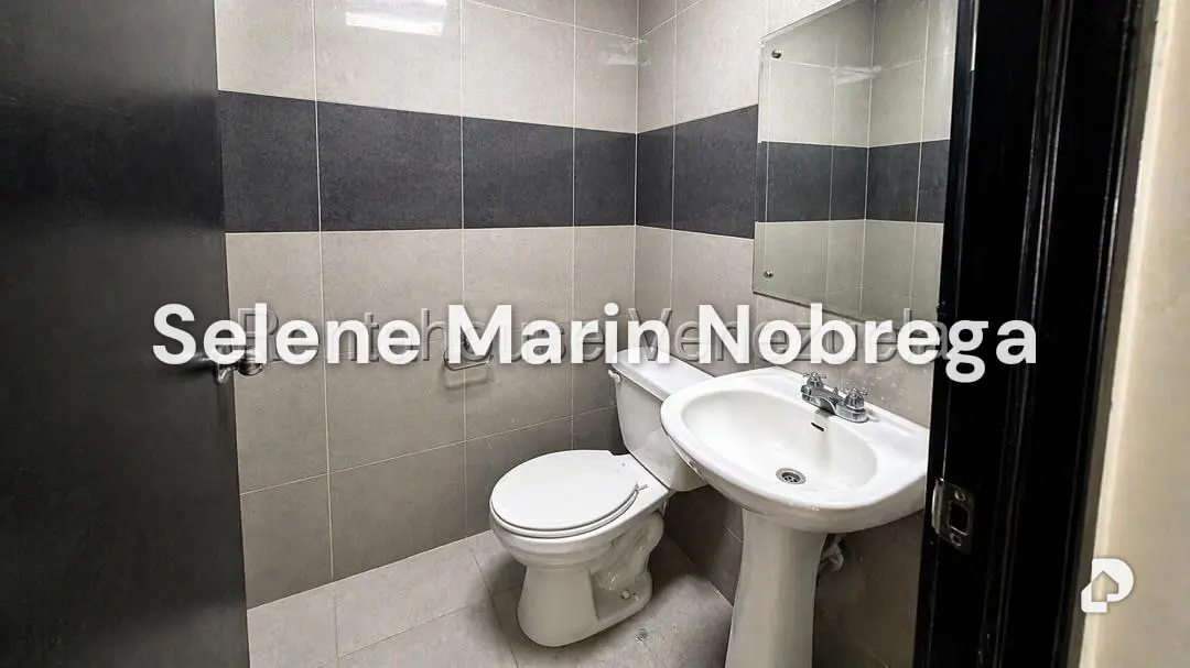 Local comercial en Cumbres de Curumo, Caracas – 8