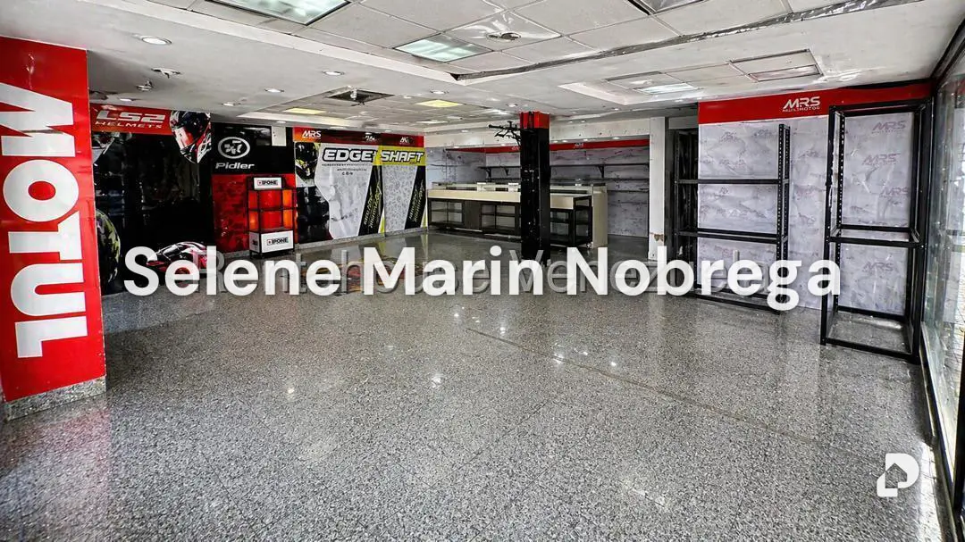 Local comercial en Cumbres de Curumo, Caracas – 3