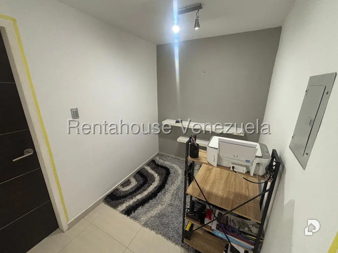 Apartamento en Los Naranjos Humboldt, Caracas – 11