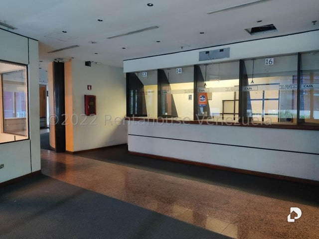 Local comercial en El Rosal, Caracas – 8
