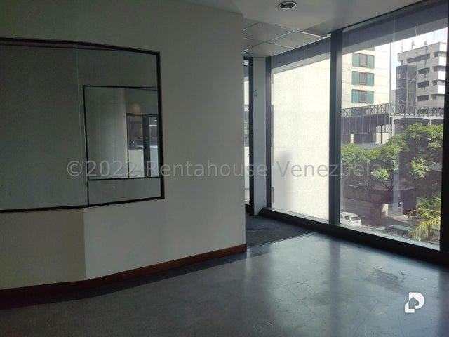 Local comercial en El Rosal, Caracas – 15