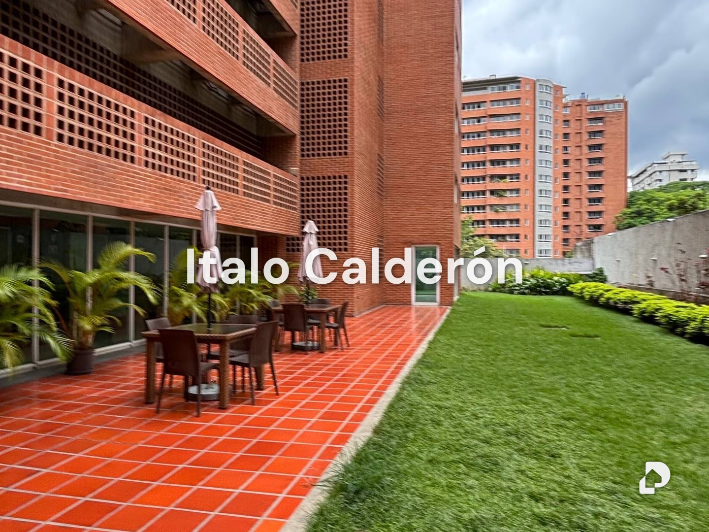 Apartment in El Rosal, Caracas – 1