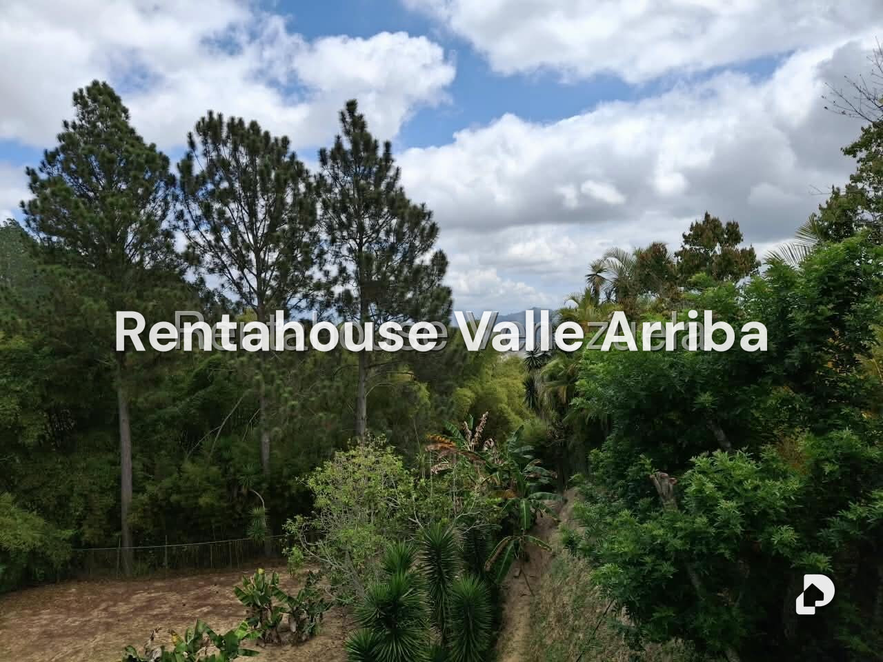 Terreno en Alto Hatillo, Caracas – 1