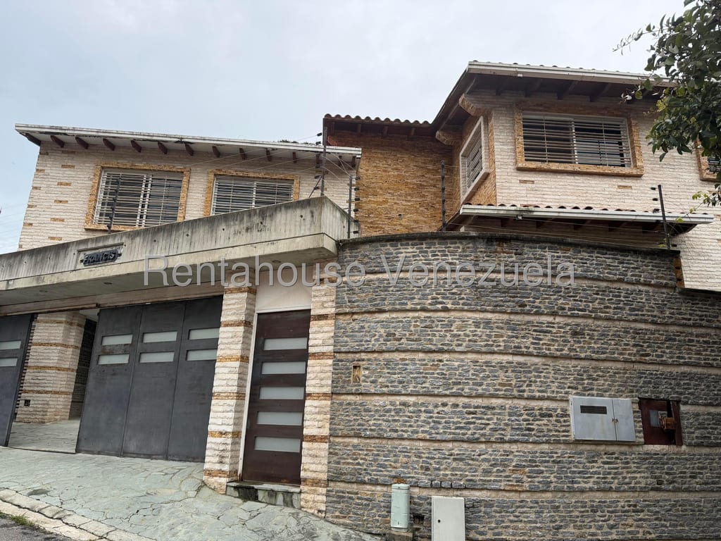 Casa en Urb. Miranda, Caracas - 1