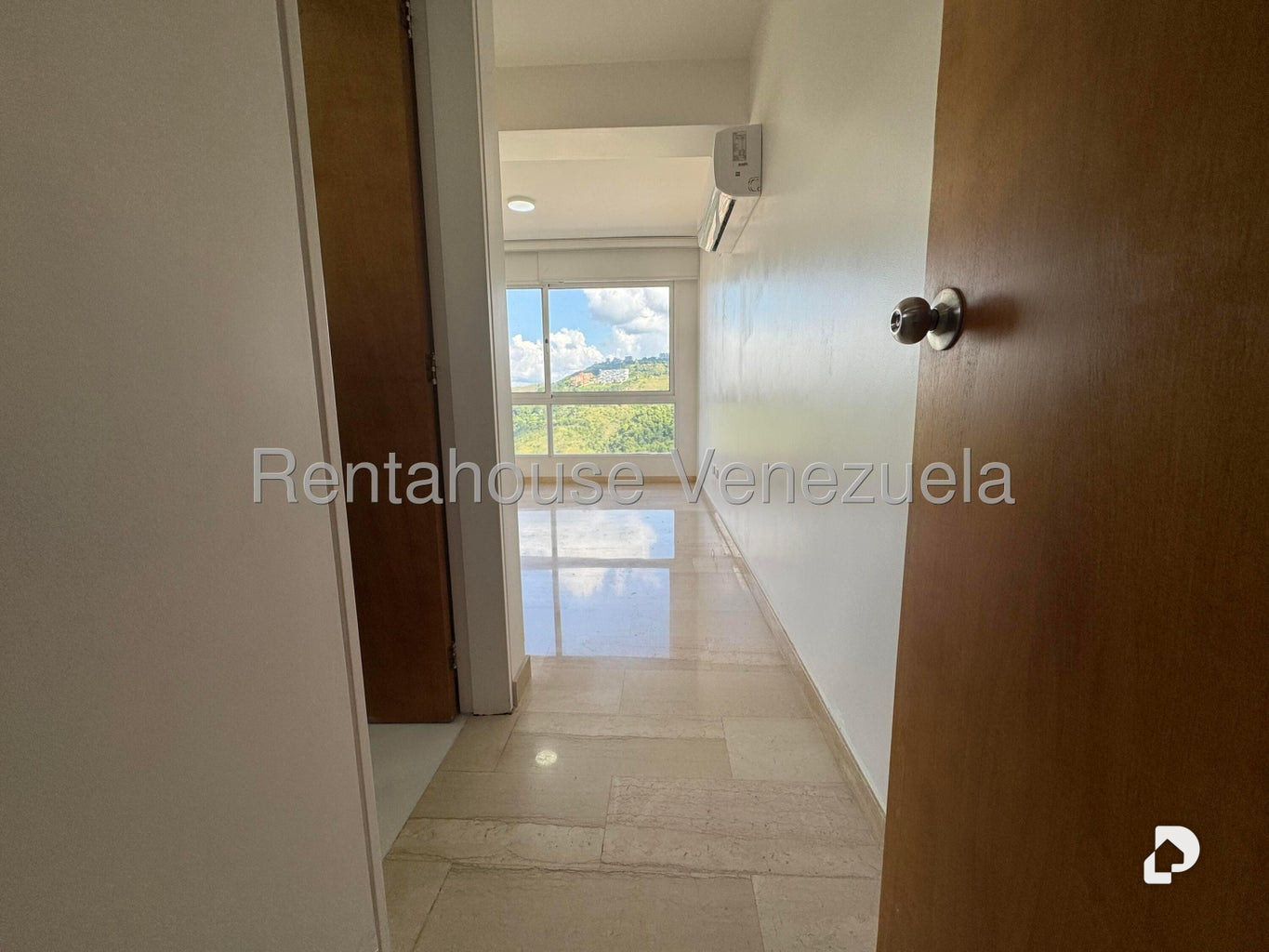 Apartamento en Lomas del Sol, Caracas – 11