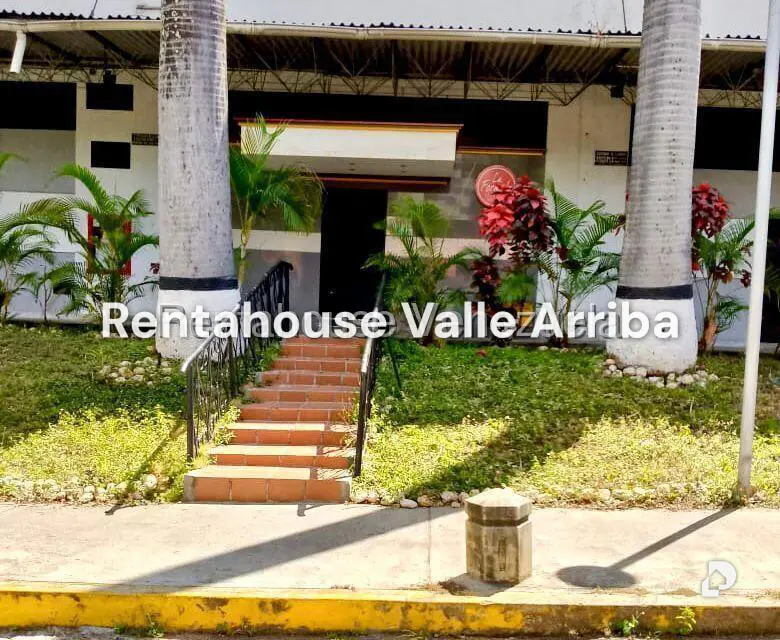 Local comercial en Los Chaguaramos, Caracas – 4