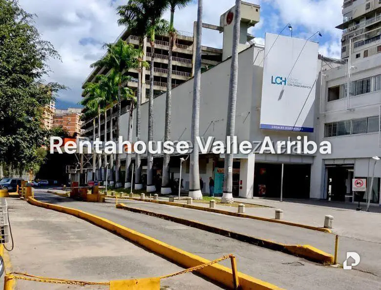 Local comercial en Los Chaguaramos, Caracas – 3