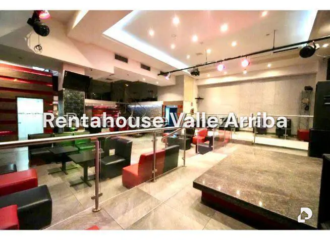 Local comercial en Los Chaguaramos, Caracas – 6