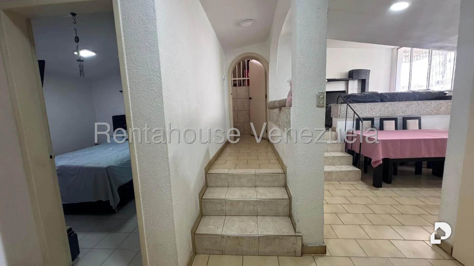 Casa en El Marqués, Caracas – 36