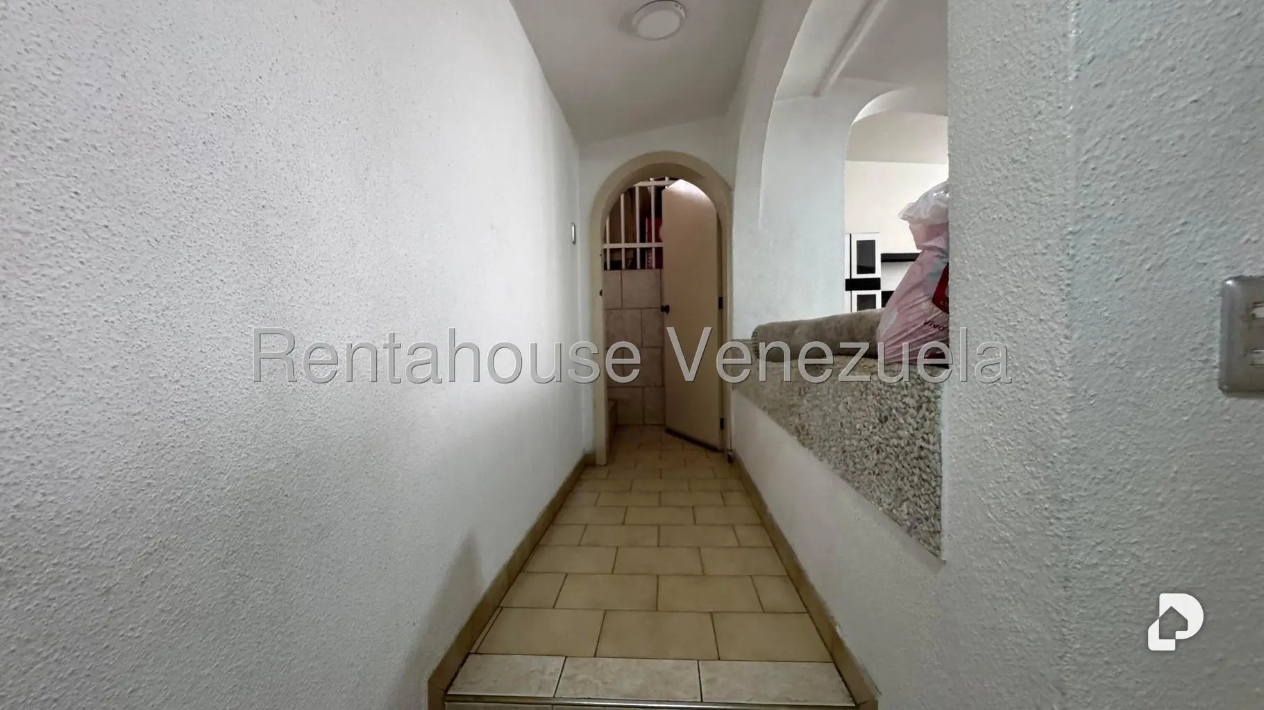 Casa en El Marqués, Caracas – 48