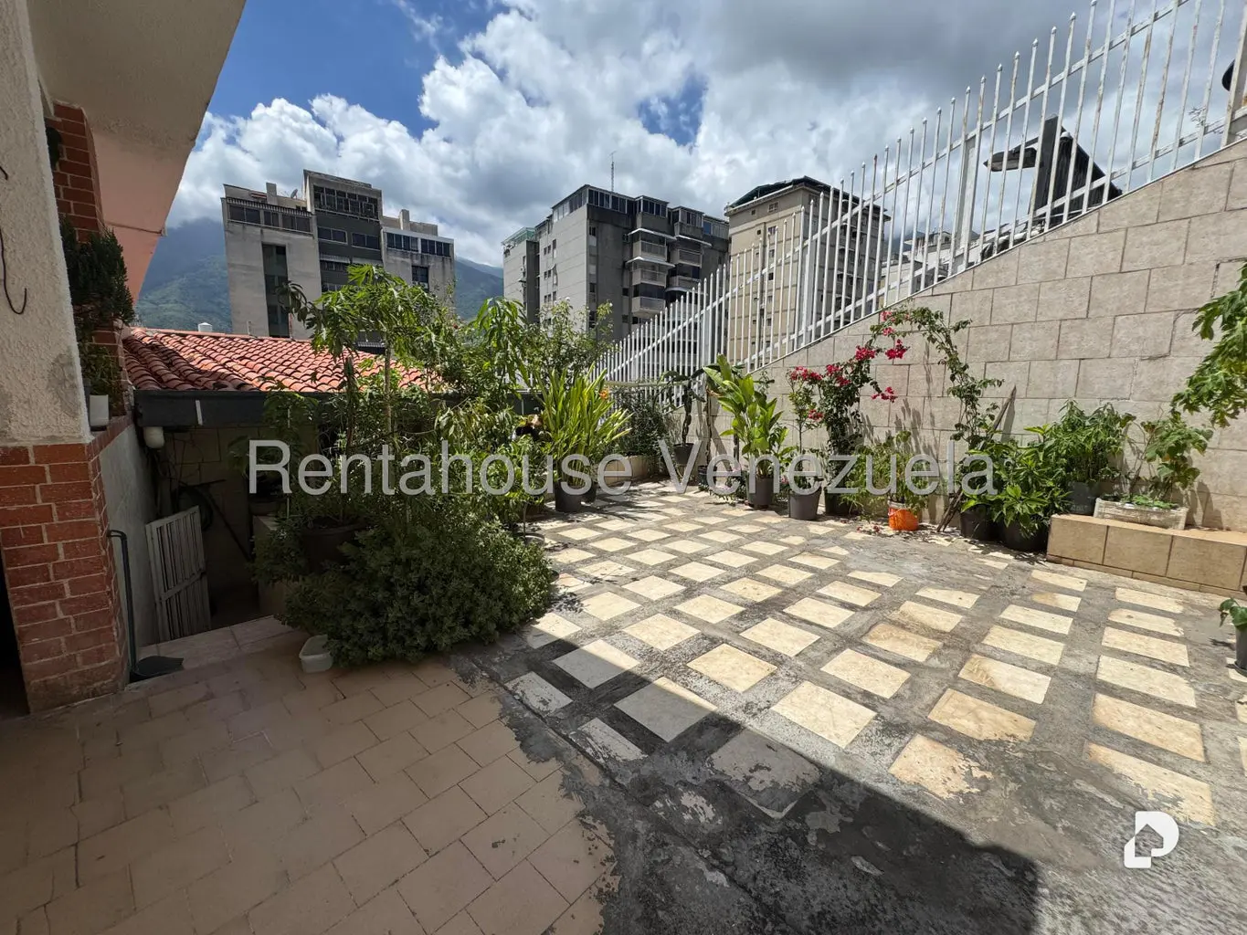 Casa en El Marqués, Caracas – 12