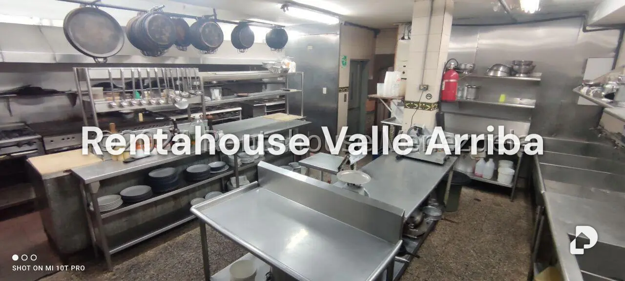 Local comercial en El Hatillo, Caracas – 12