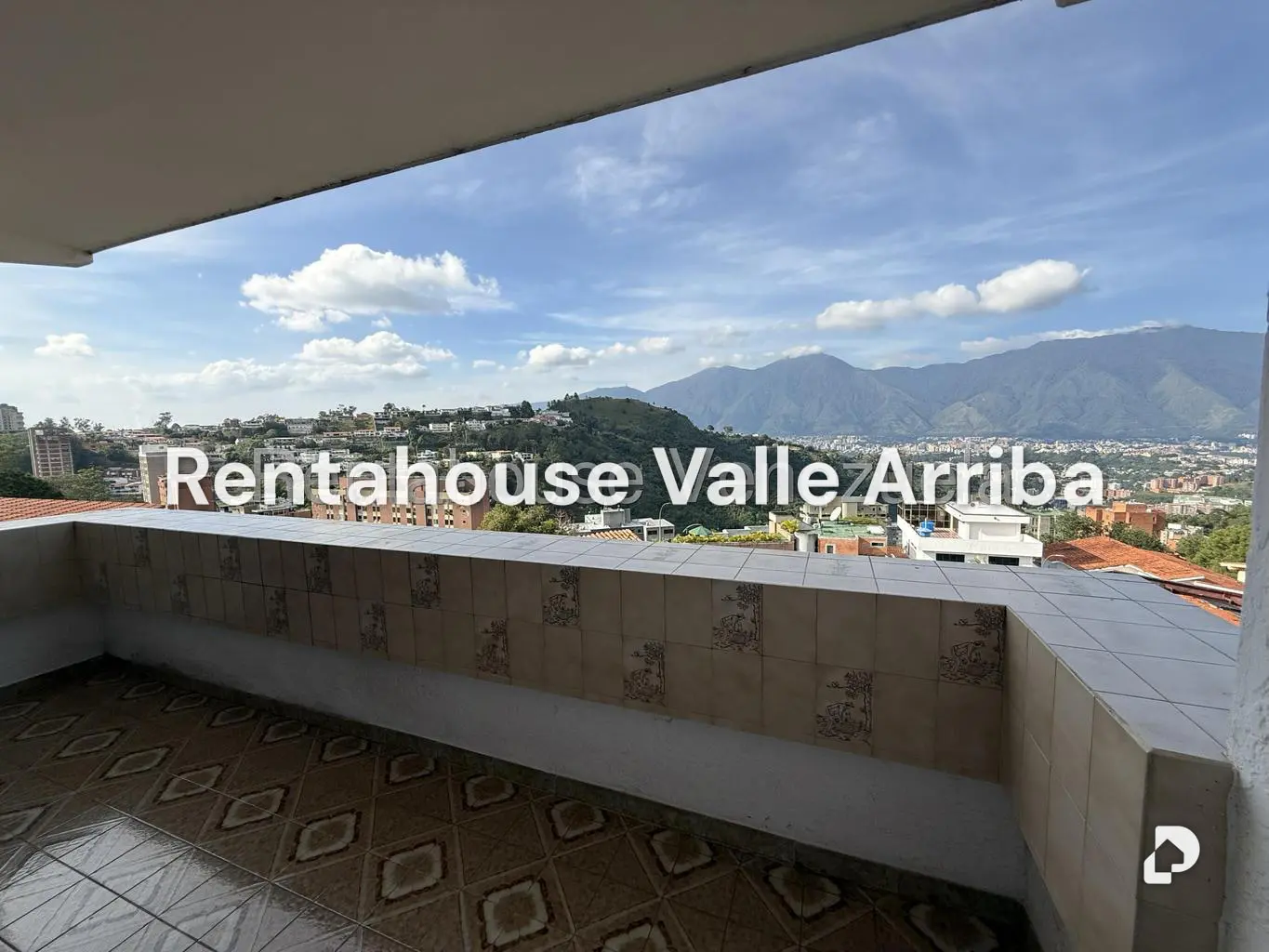 Casa en Los Naranjos (del Cafetal), Caracas – 26