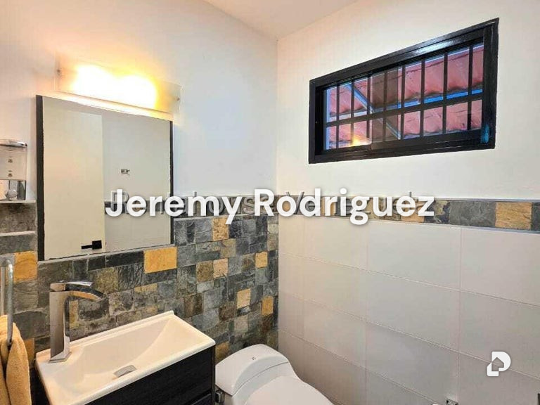 Casa en San Antonio de Los Altos, Altos Mirandinos – 24