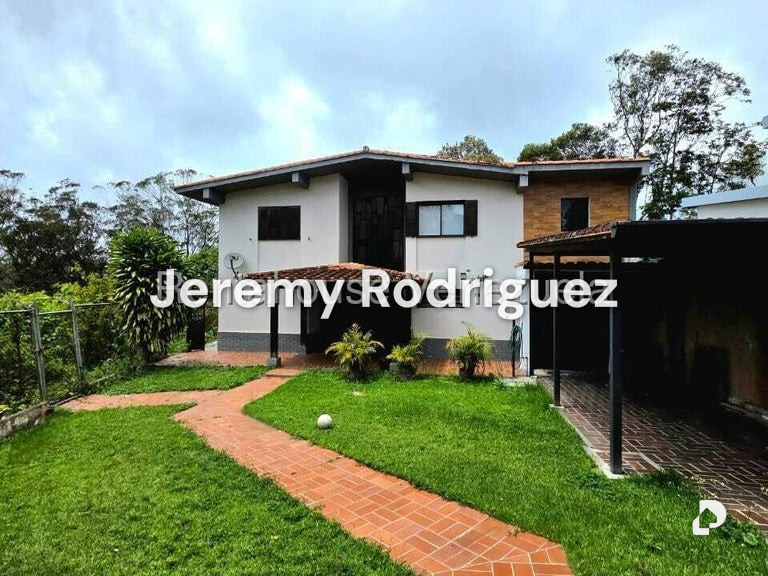 Casa en San Antonio de Los Altos, Altos Mirandinos – 1