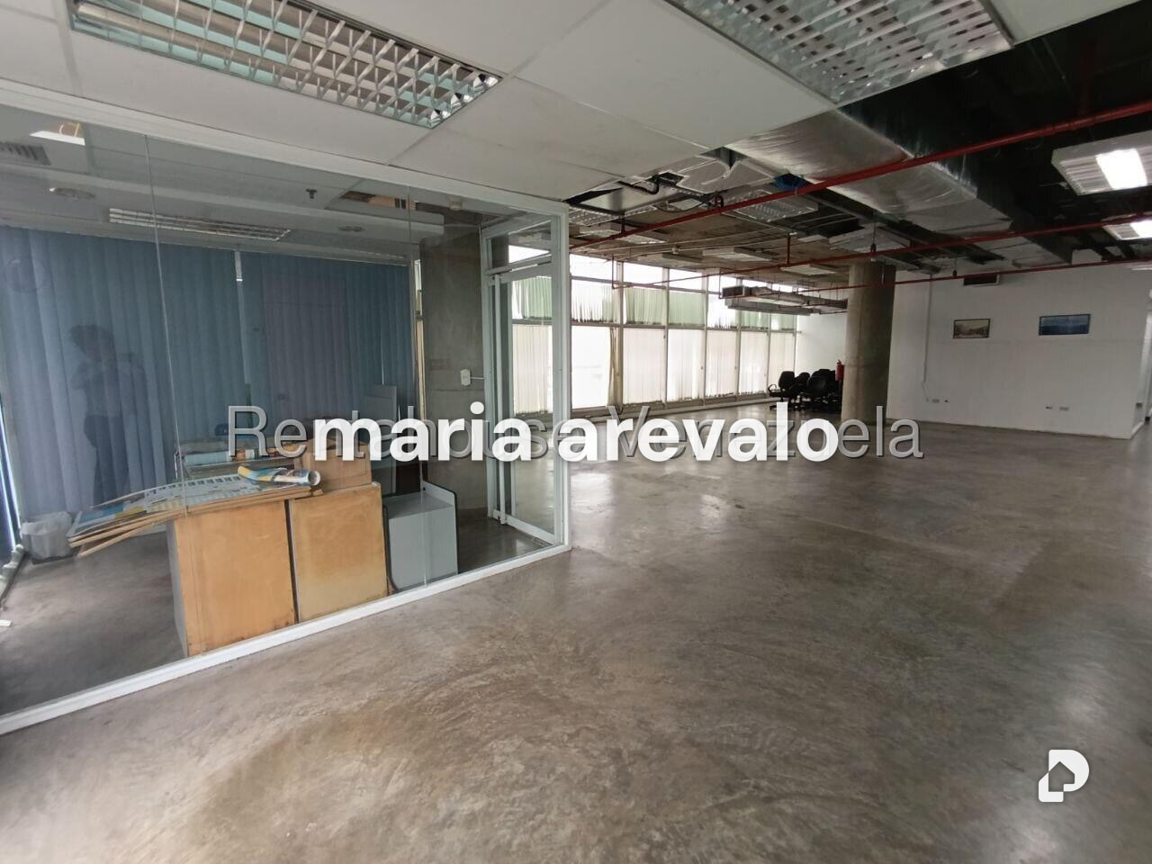 Oficina en Bello Monte, Caracas – 17