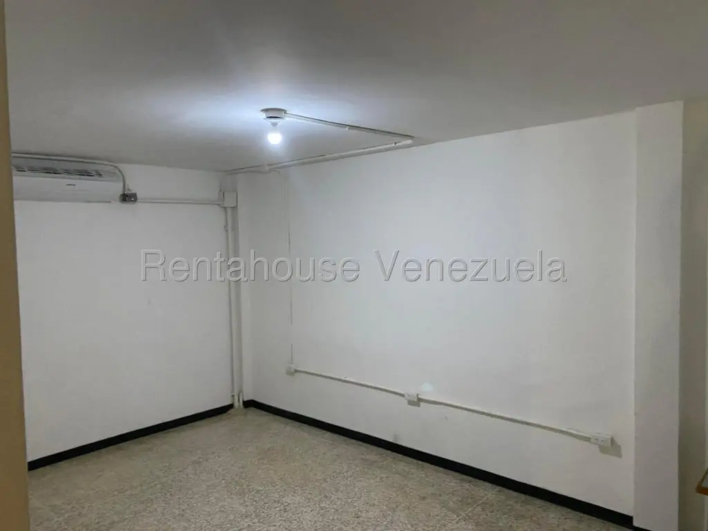 Local comercial en La California Norte, Caracas - 1