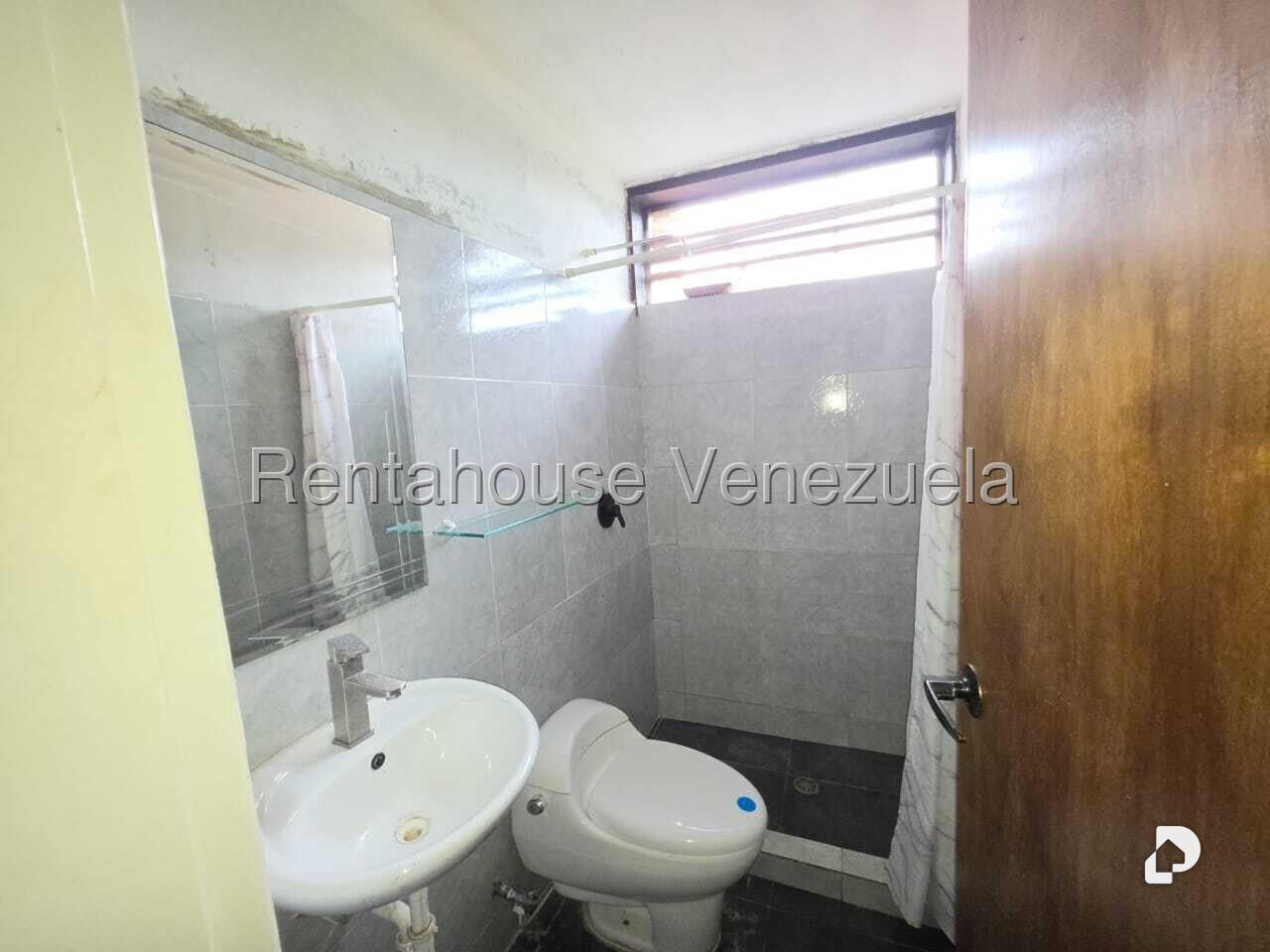 Casa en Corralito, Caracas – 8