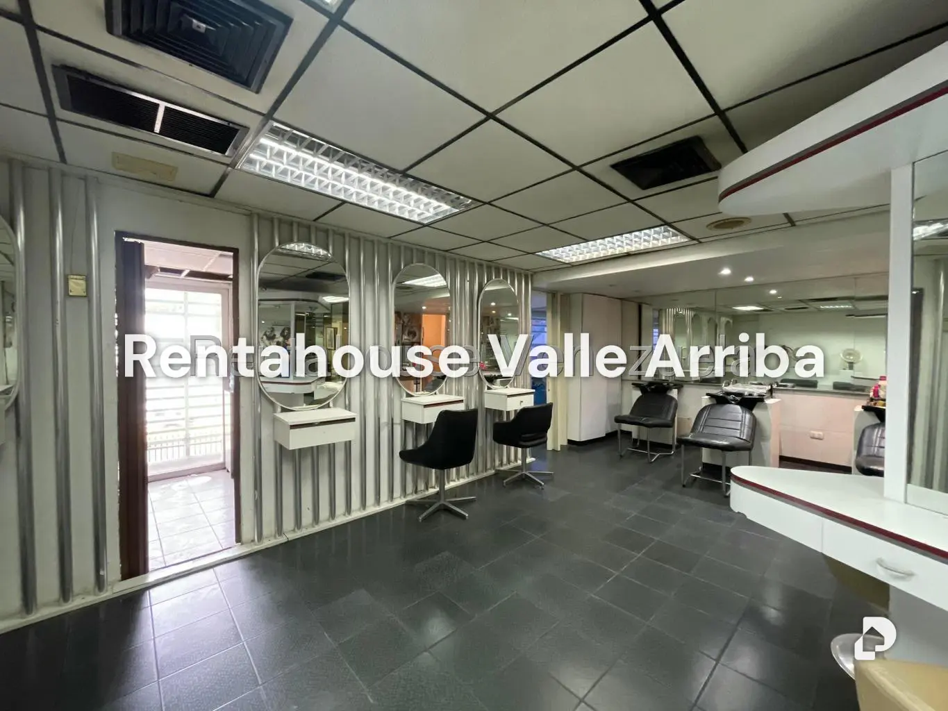 Local comercial en Prados del Este, Caracas – 8