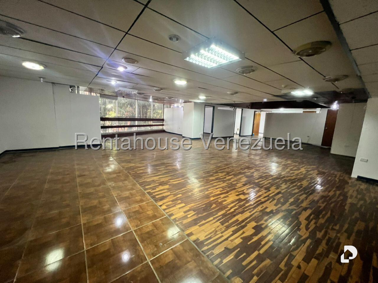 Local comercial en San Bernardino, Caracas – 8