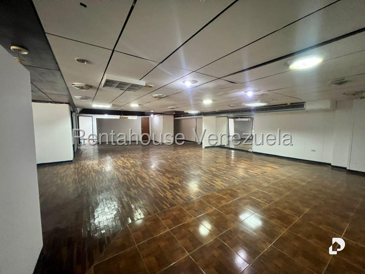 Local comercial en San Bernardino, Caracas – 9