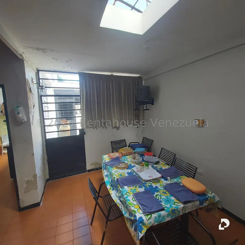 Casa en Sorocaima, Caracas – 28