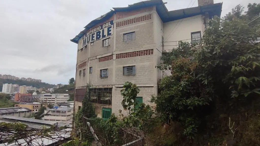 Building in Las Minas, Altos Mirandinos - 1