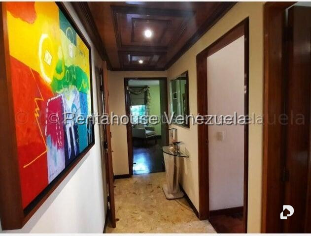 Apartamento en El Rosal, Caracas – 15